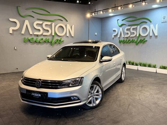 VOLKSWAGEN JETTA 2.0 TSI HIGHLINE 211CV GASOLINA 4P TIPTRONIC